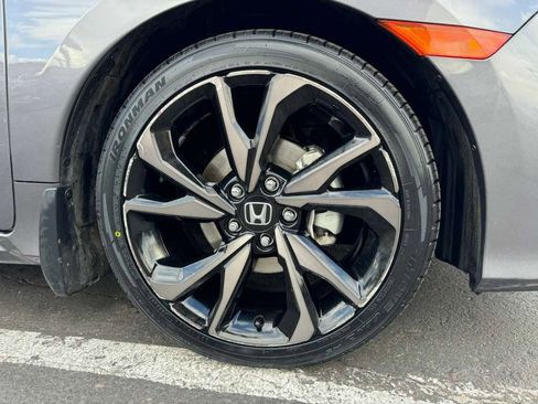 Used 2020 Honda Civic Sport image 11