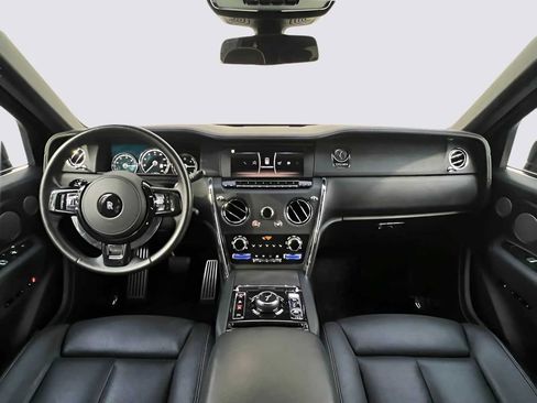 Certified 2021 Rolls-Royce Cullinan image 5