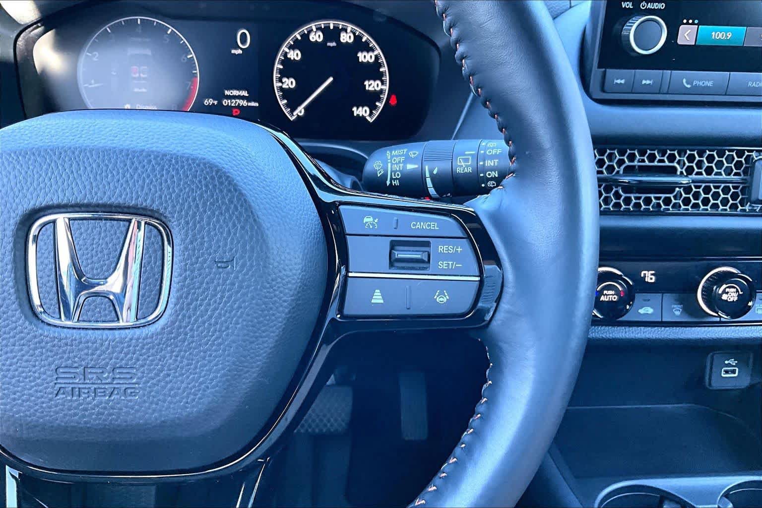 Certified 2025 Honda HR-V Sport image 25