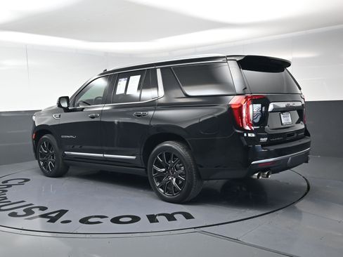 Used 2023 GMC Yukon Denali w/ Advanced Technology Package image 7