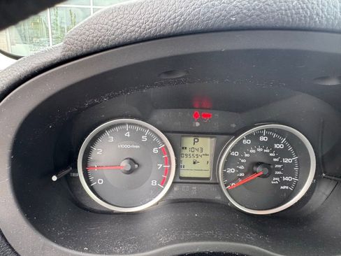 Used 2015 Subaru Forester 2.5i AWD/4WD image 5