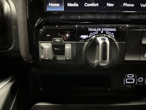 Used 2023 RAM 1500 Big Horn image 26