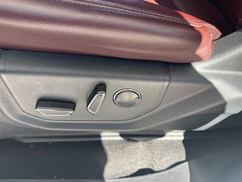 Certified 2024 Ford Expedition Limited image 13