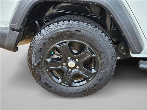 Used 2019 Jeep Wrangler Unlimited Sport S AWD/4WD image 19