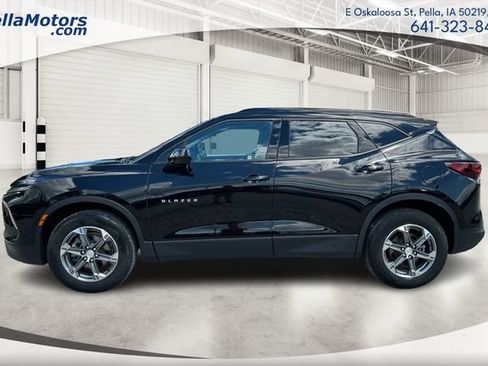 Used 2023 Chevrolet Blazer LT w/ Convenience Package FWD image 6