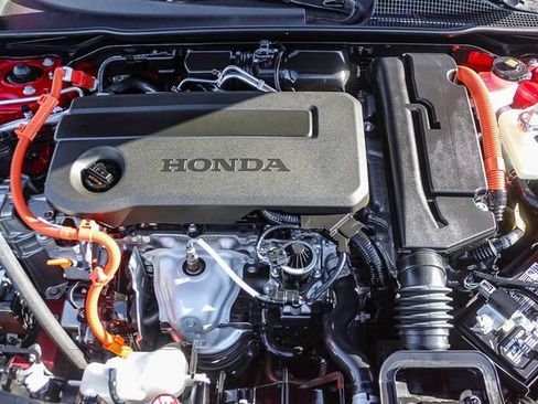 Used 2025 Honda Civic Sport image 37
