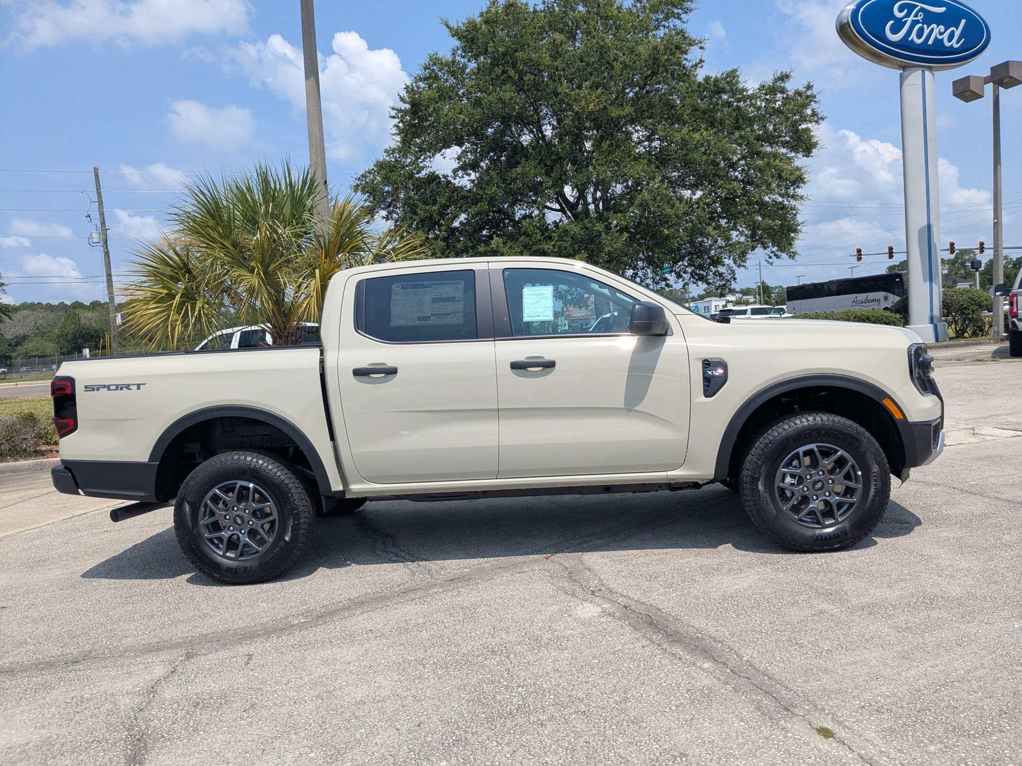 New 2026 Ford Ranger XLT w/ Trailer Tow Package RWD image 3