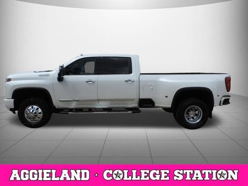 Used 2024 Chevrolet Silverado 3500 High Country w/ High Country Premium Package AWD/4WD image 7