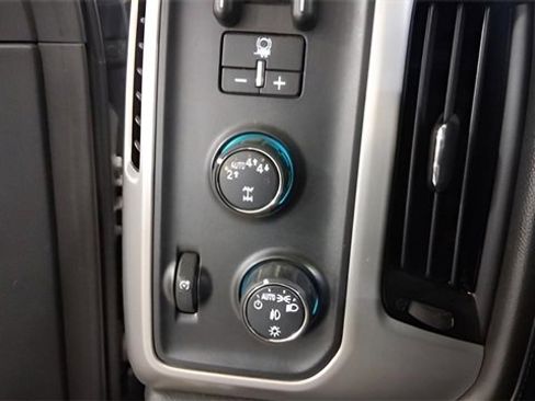 Used 2018 GMC Sierra 1500 SLT w/ SLT Premium Package image 29