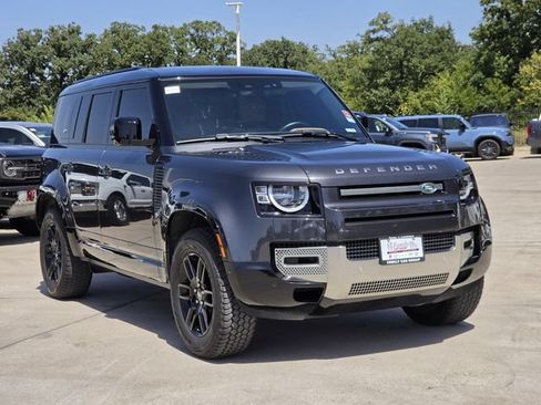 Used 2023 Land Rover Defender 110 S AWD/4WD image 2