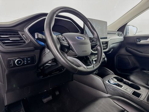 Used 2024 Ford Escape Platinum image 22