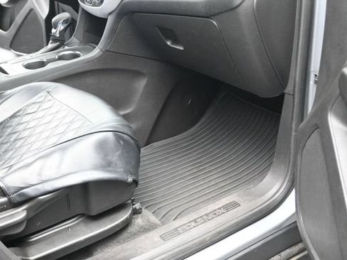 Used 2024 Chevrolet Equinox LS w/ Driver Confidence II Package FWD image 24