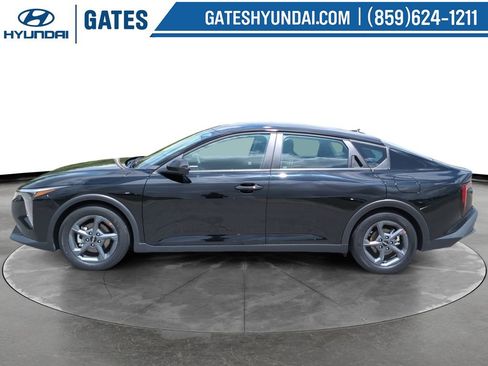 Used 2025 Kia K4 LXS FWD image 6