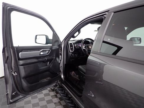 Used 2021 RAM 1500 Big Horn image 16