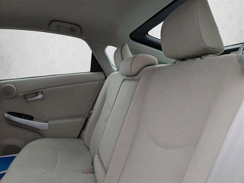 Used 2010 Toyota Prius Three image 18