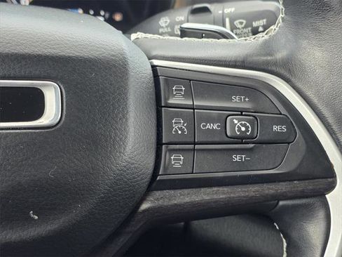 Certified 2021 Jeep Grand Cherokee L Limited image 35