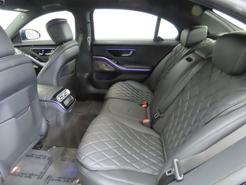 Used 2022 Mercedes-Benz S 500 4MATIC image 22
