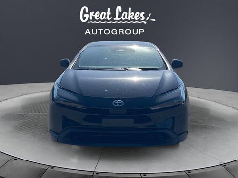 Used 2024 Toyota Prius LE FWD image 8