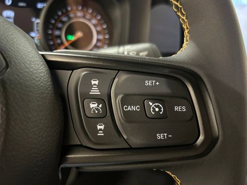 Used 2024 Jeep Wrangler Sport AWD/4WD image 20