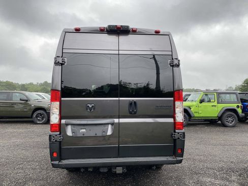 Used 2025 RAM ProMaster 3500 w/ Quick Order Package 22H SLT+ FWD image 4