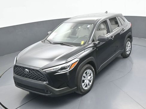 Used 2022 Toyota Corolla Cross L FWD image 39