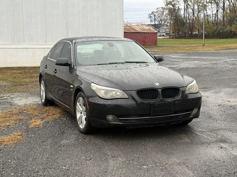 Used 2009 BMW 528i xDrive Sedan image 4