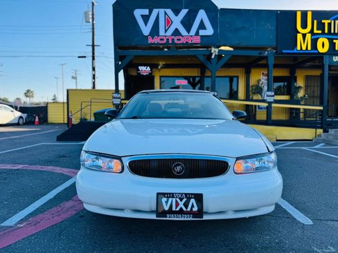 Used 2005 Buick Century Custom FWD image 2