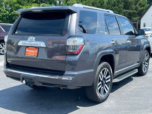 Used 2022 Toyota 4Runner Limited RWD image 7