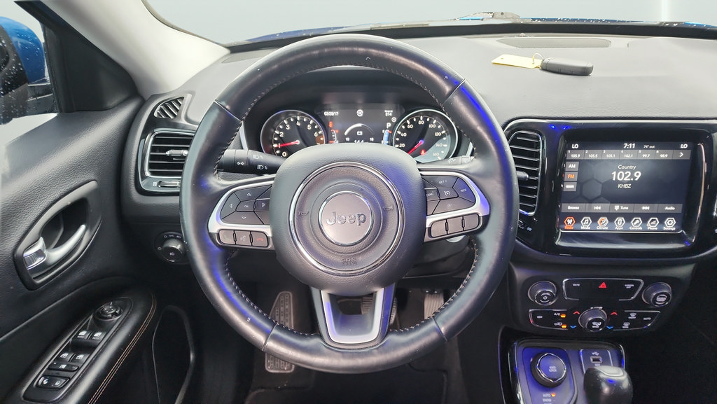 Used 2018 Jeep Compass Limited AWD/4WD image 10