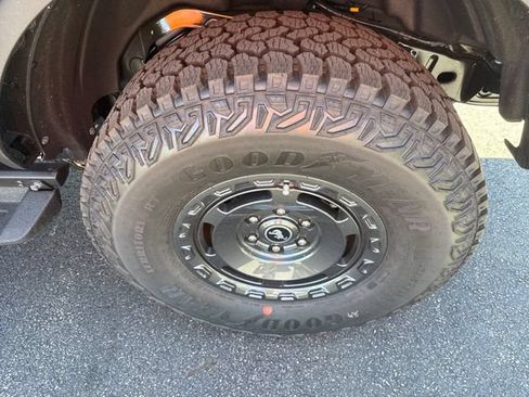 New 2025 Ford Bronco Big Bend w/ Black Diamond Package AWD/4WD image 18