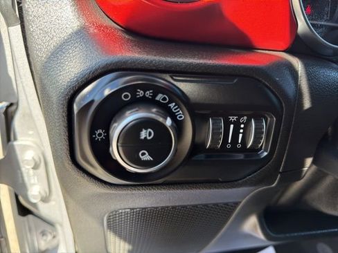 Used 2020 Jeep Gladiator Rubicon image 22