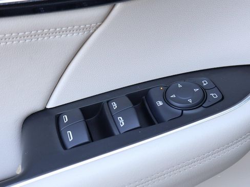 Used 2021 Buick Envision Preferred image 11