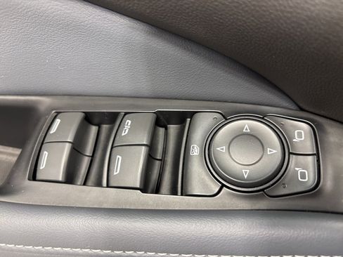 Used 2023 Buick Enclave Essence w/ Experience Buick Package image 34