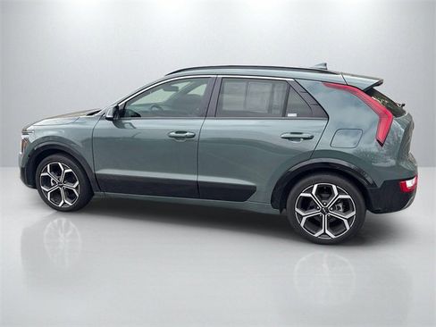 Certified 2023 Kia Niro EX Touring image 5