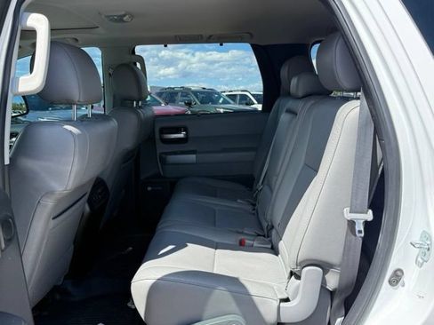 Used 2017 Toyota Sequoia Limited w/ Safety & Convenience Package AWD/4WD image 16
