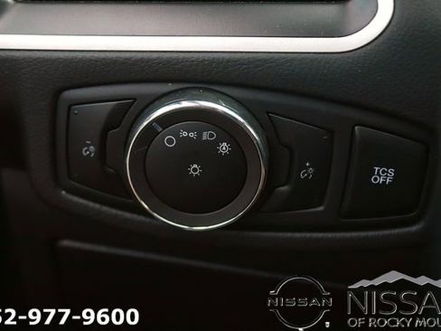 Used 2023 Ford Edge SEL AWD/4WD image 26