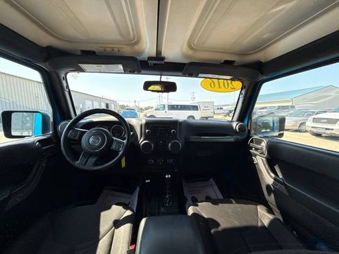 Used 2016 Jeep Wrangler Unlimited Sport w/ Quick Order Package 24S AWD/4WD image 18