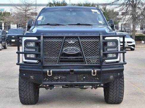 Used 2023 Ford F250 Lariat w/ Lariat Ultimate Package image 3