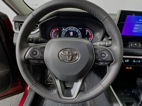 Used 2024 Toyota RAV4 XLE Premium image 18