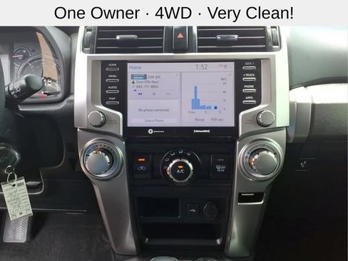 Used 2020 Toyota 4Runner SR5 AWD/4WD image 18