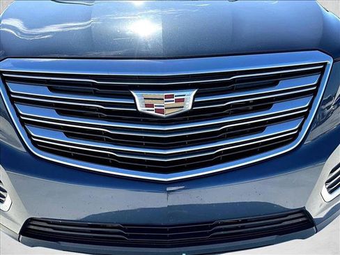 Used 2018 Cadillac XT5 FWD image 30