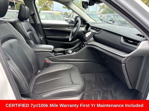 Used 2023 Jeep Grand Cherokee L Limited AWD/4WD image 10