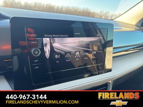 Used 2025 Volkswagen Taos S image 23