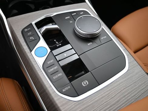 New 2026 BMW i4 eDrive40 w/ Premium Package RWD image 16