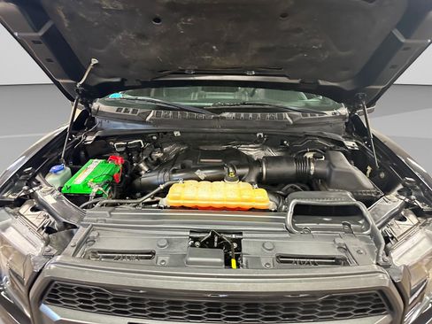 Used 2017 Ford F150 Raptor w/ Equipment Group 802A Luxury AWD/4WD image 26