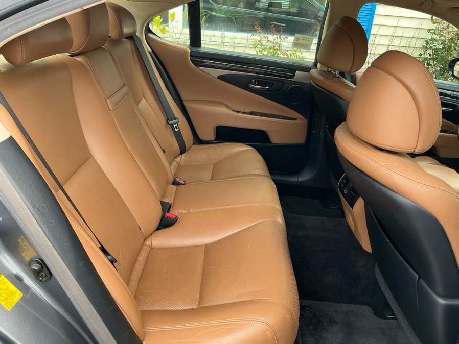 Used 2014 Lexus LS 460 AWD w/ Comfort Package image 30