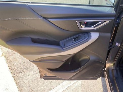 Used 2023 Subaru Forester Limited image 10