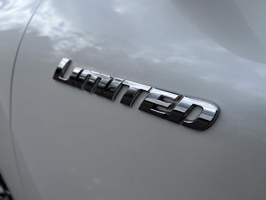 Used 2011 Toyota Highlander Limited w/ Tow Pkg FWD image 53