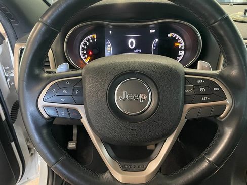 Used 2016 Jeep Grand Cherokee Laredo w/ Quick Order Package 23E AWD/4WD image 8