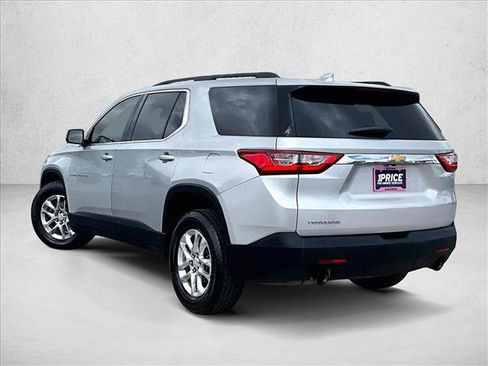 Used 2020 Chevrolet Traverse LT image 13
